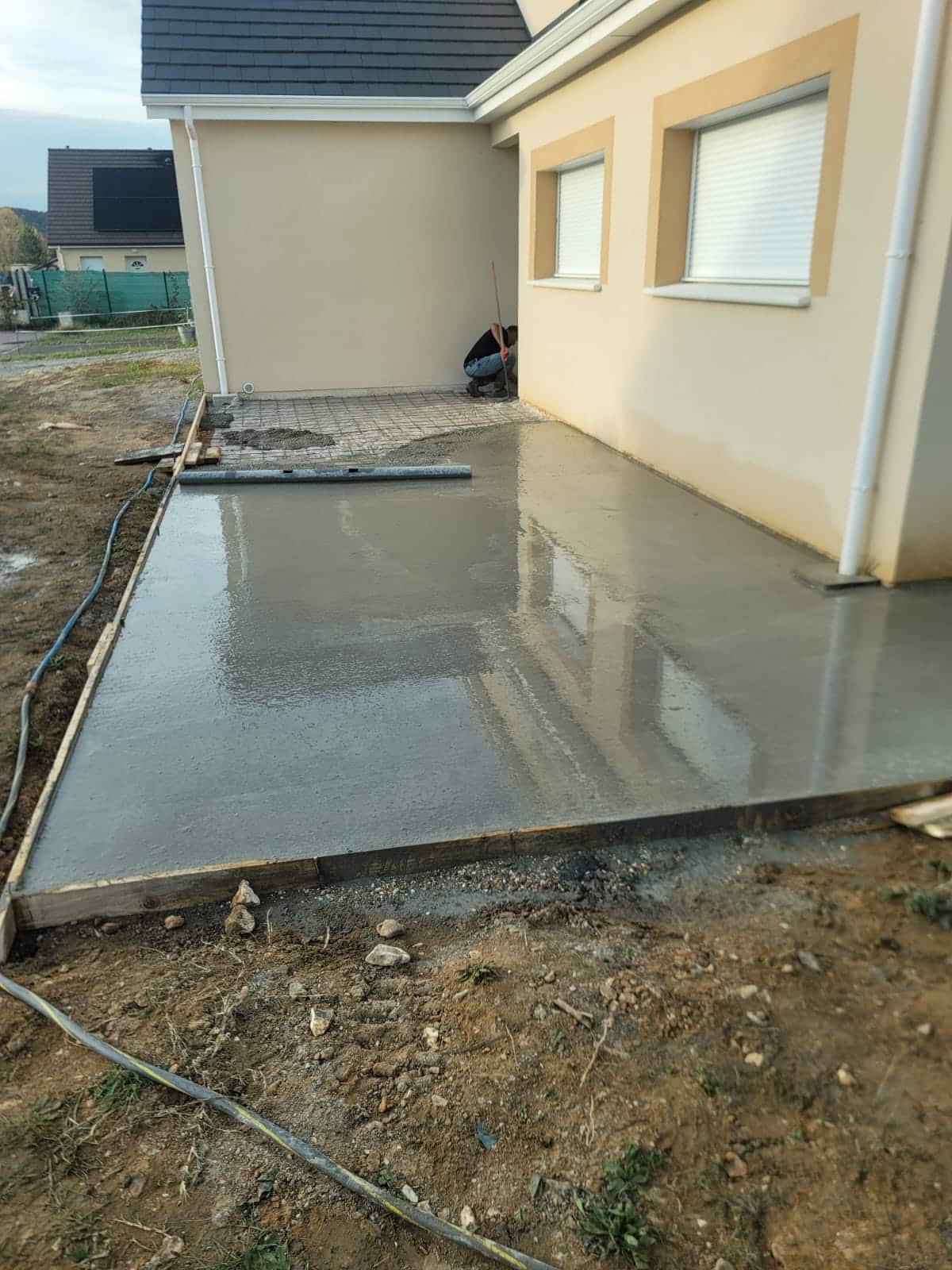 Béton désactivé posé par paysagiste Vernon Longuet Paysage